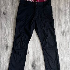 Wrangler Men's Dark Cargo Pants